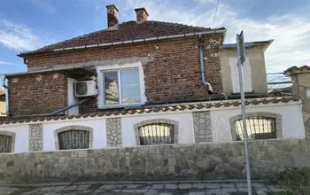 Auction image Къща