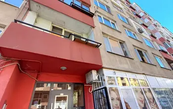 Auction image 3-стаен апартамент