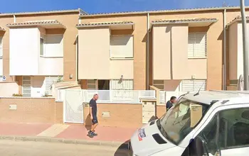 Auction image Garage