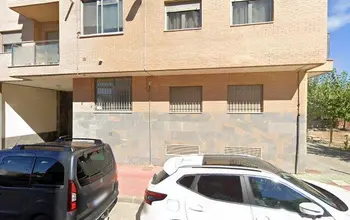 Auction image Garage